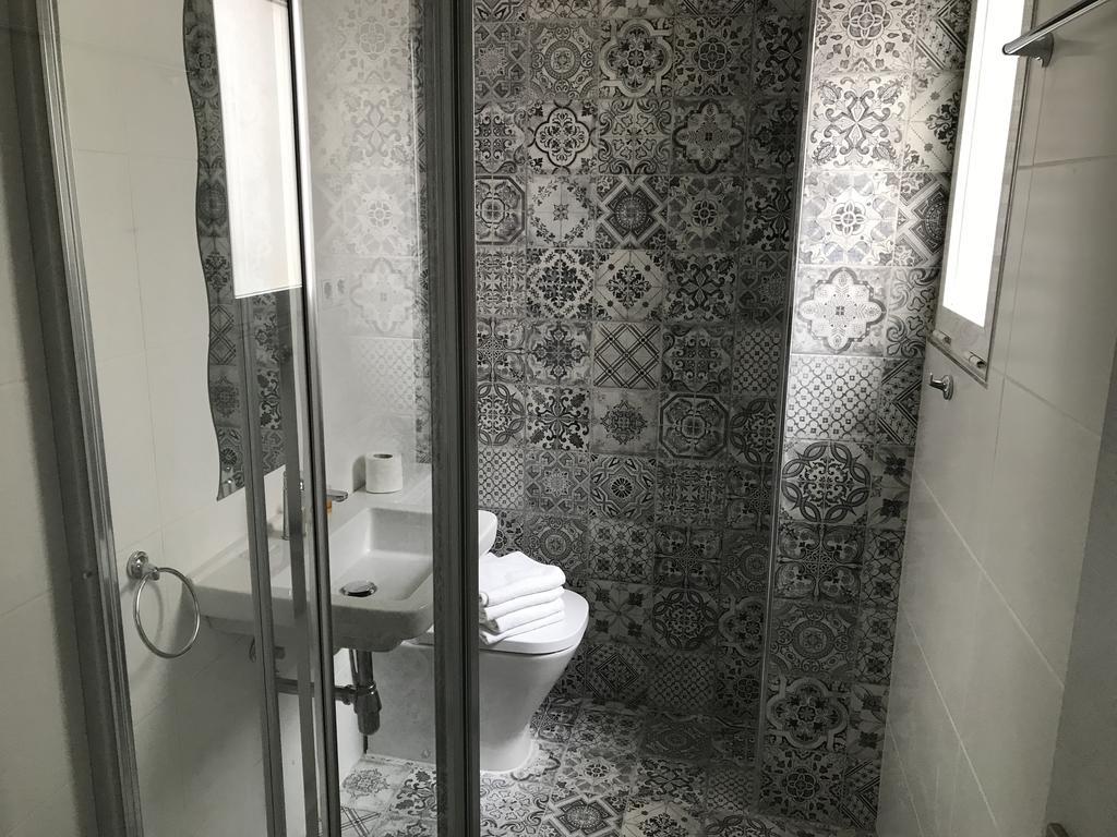 Hostal Boutique Bbb Auto Check In Бенідорм Екстер'єр фото